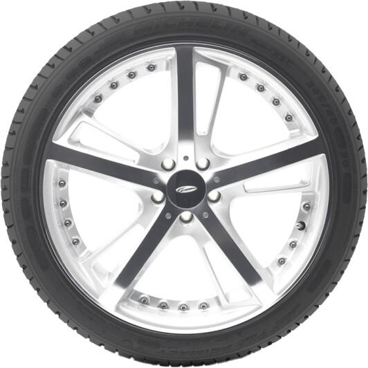 Шина Michelin Pilot Primacy 245/40 R20 95Y * FSL