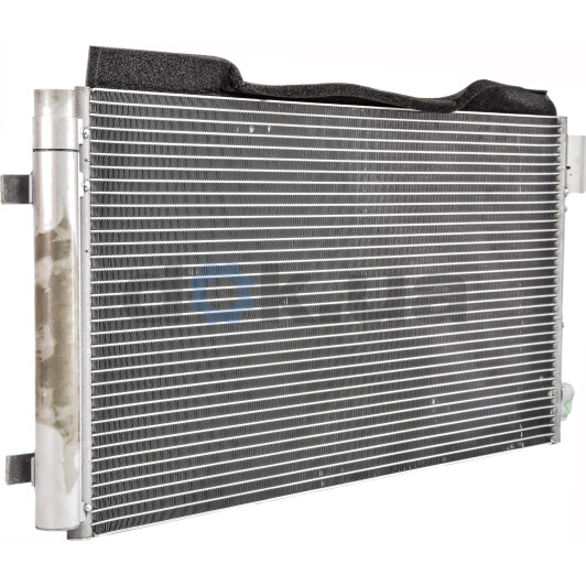 Радіатор кондиціонера Valeo 814187