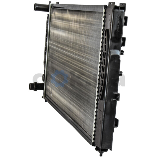 Радиатор охлаждения двигателя Thermotec D7A001TT