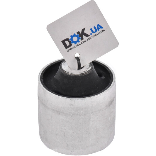 Сайлентблок рычага RTS 017-00089