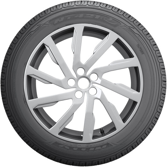 Шина Nitto NT421Q 225/65 R17 106V XL Япония, 2023 г. Япония, 2023 г.