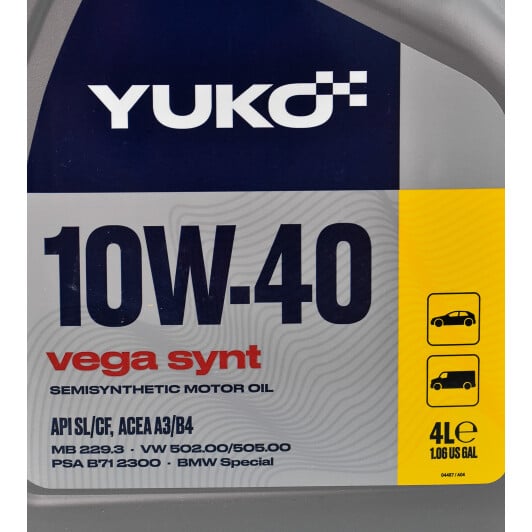 Моторное масло Yuko Dynamic 10W-40 4 л на Chevrolet Tahoe