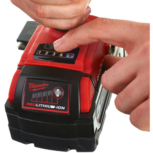 Гайкокрут акумуляторний Milwaukee M18 FUEL ONEIWF12-502X (2 акумулятори + ЗП + чохол)