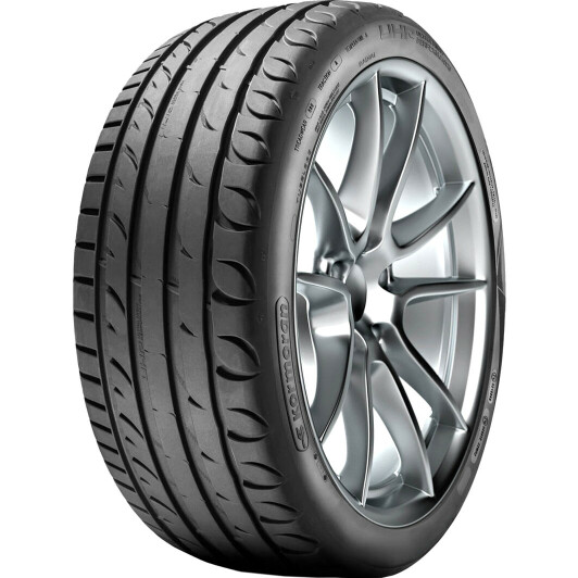 Шина Kormoran UHP 235/40 R18 95Y XL