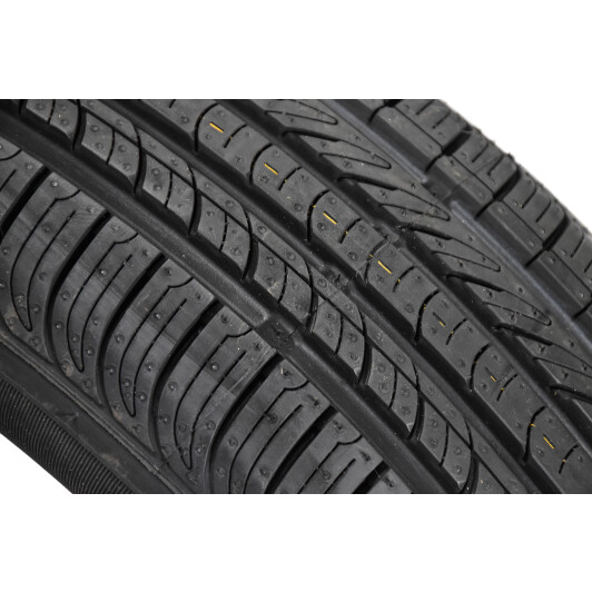 Шина Roadstone NBlue Eco 185/60 R14 82H BSW