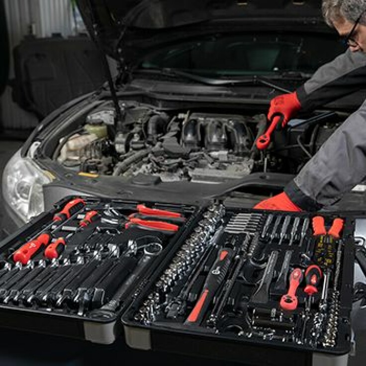 Інструмент на будь-який випадок