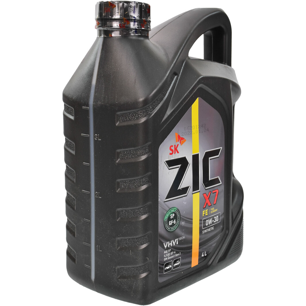 Моторное масло ZIC X7 FE 0W-30 4 л на Toyota Hilux