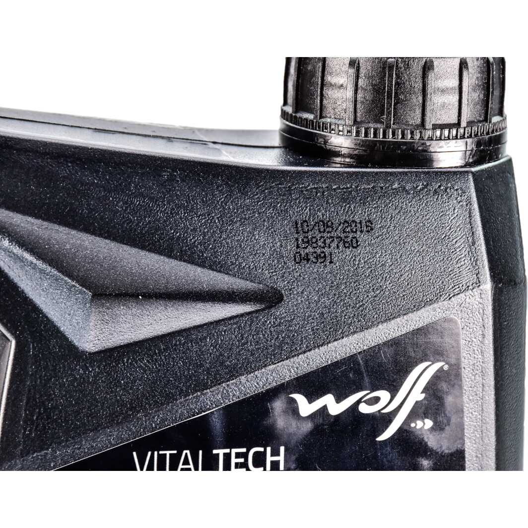 Моторное масло Wolf Vitaltech PI C3 5W-40 1 л на Toyota Yaris