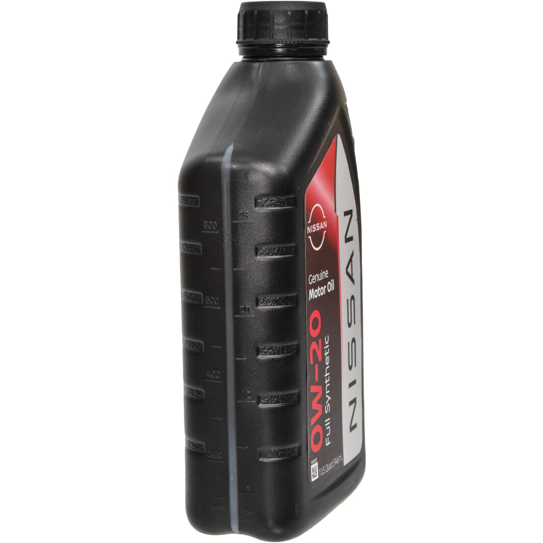 Моторное масло Nissan Genuine Motor Oil 0W-20 0,95 л на Chrysler Voyager