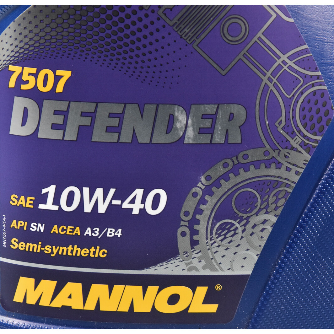 Моторна олива Mannol Defender 10W-40 4 л на Volkswagen Beetle