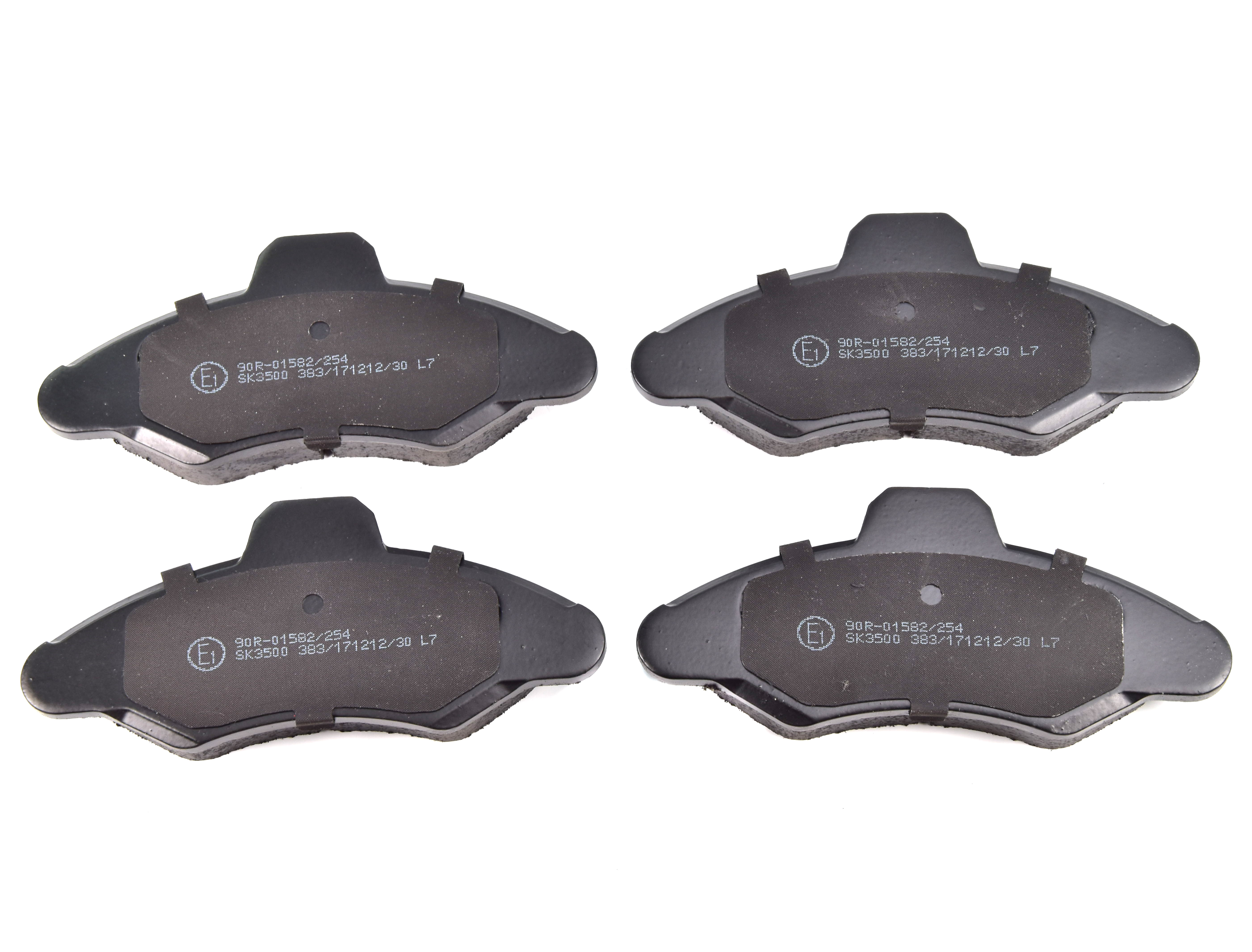 

LPR 05P383 Тормозные колодки