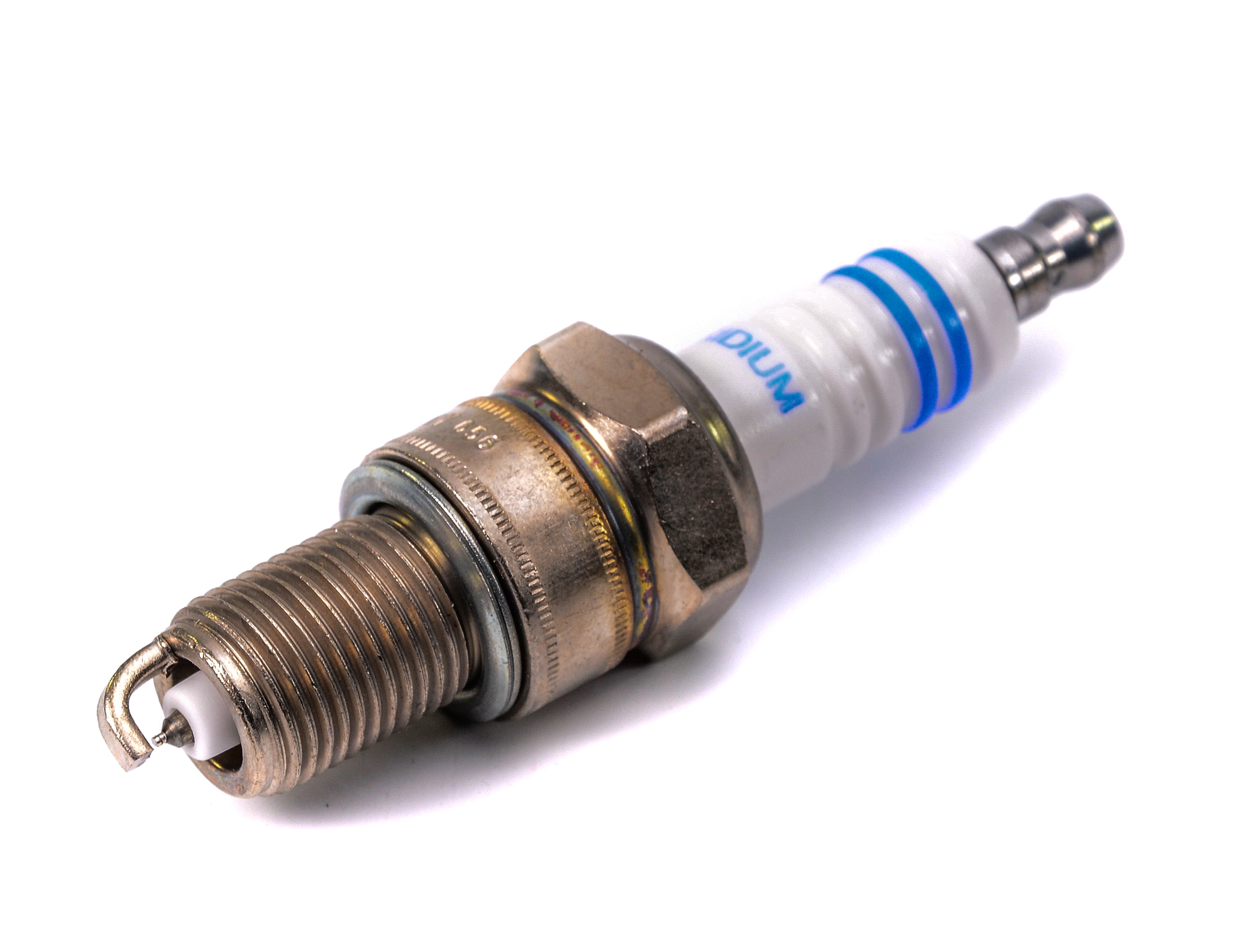 

Bosch 0242240652 Свеча зажигания