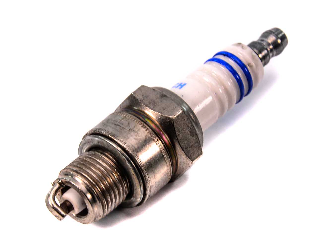 

Bosch 0241235754 Свеча зажигания