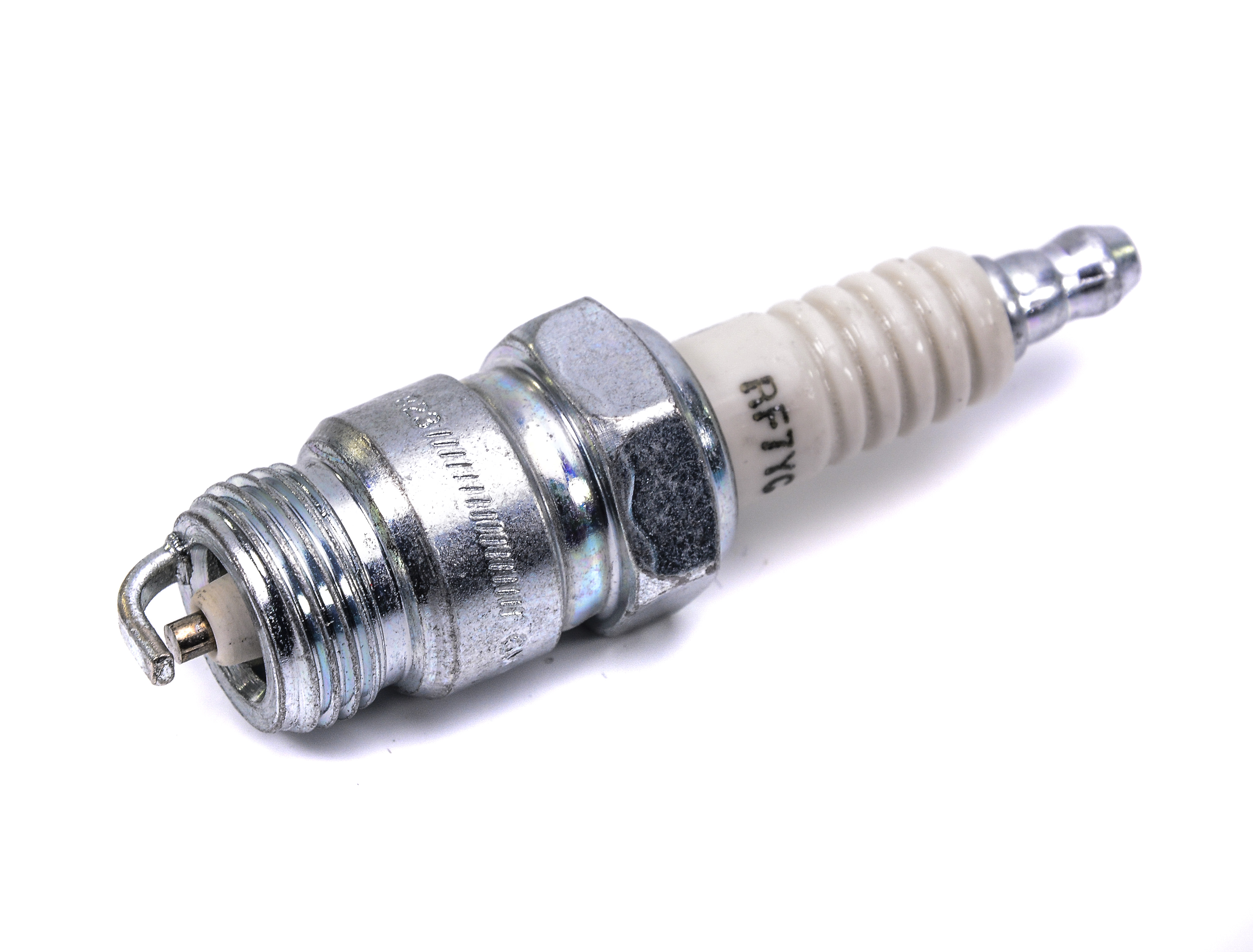 

Champion OE054T10 Свеча зажигания