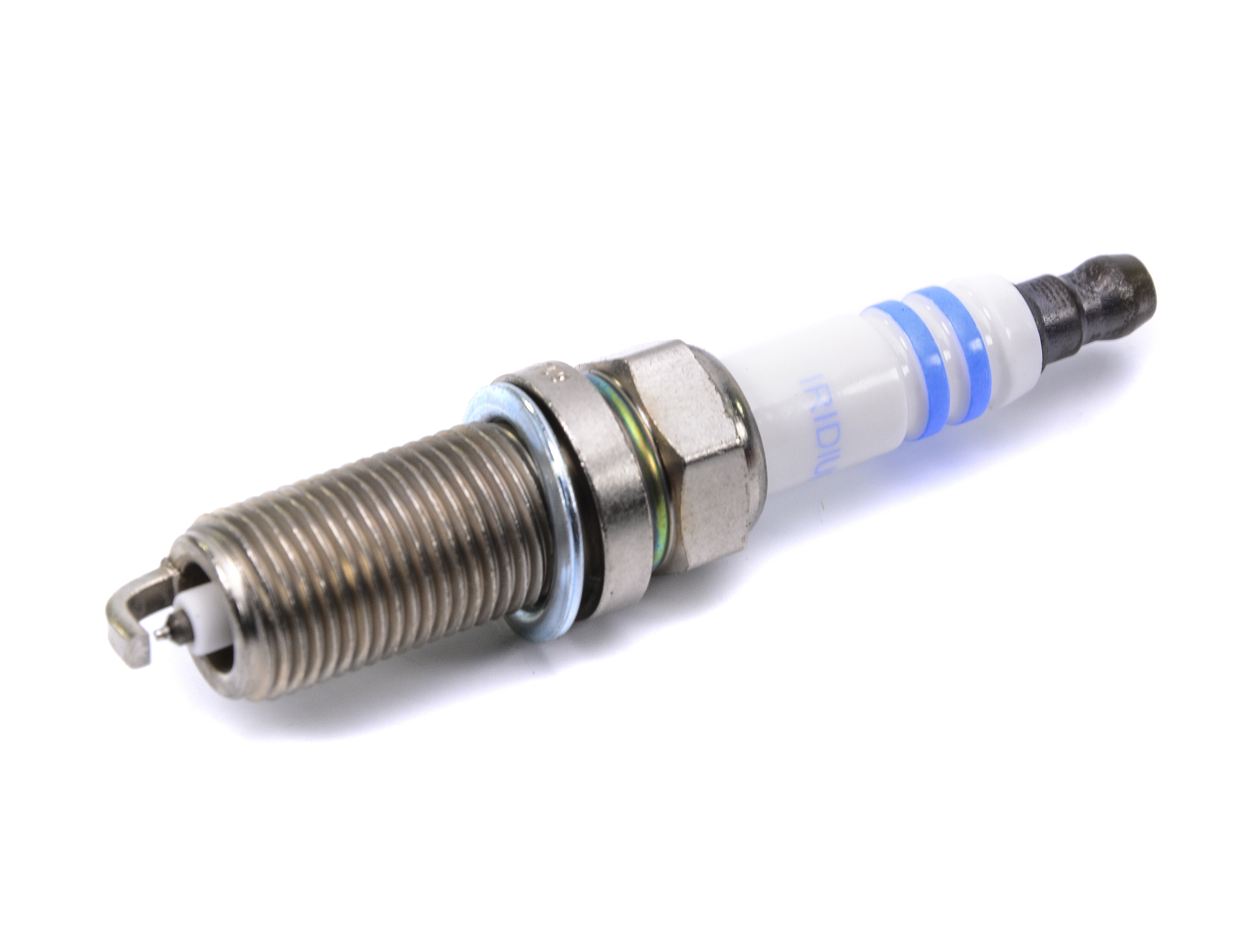 

Bosch 0242236528 Свеча зажигания