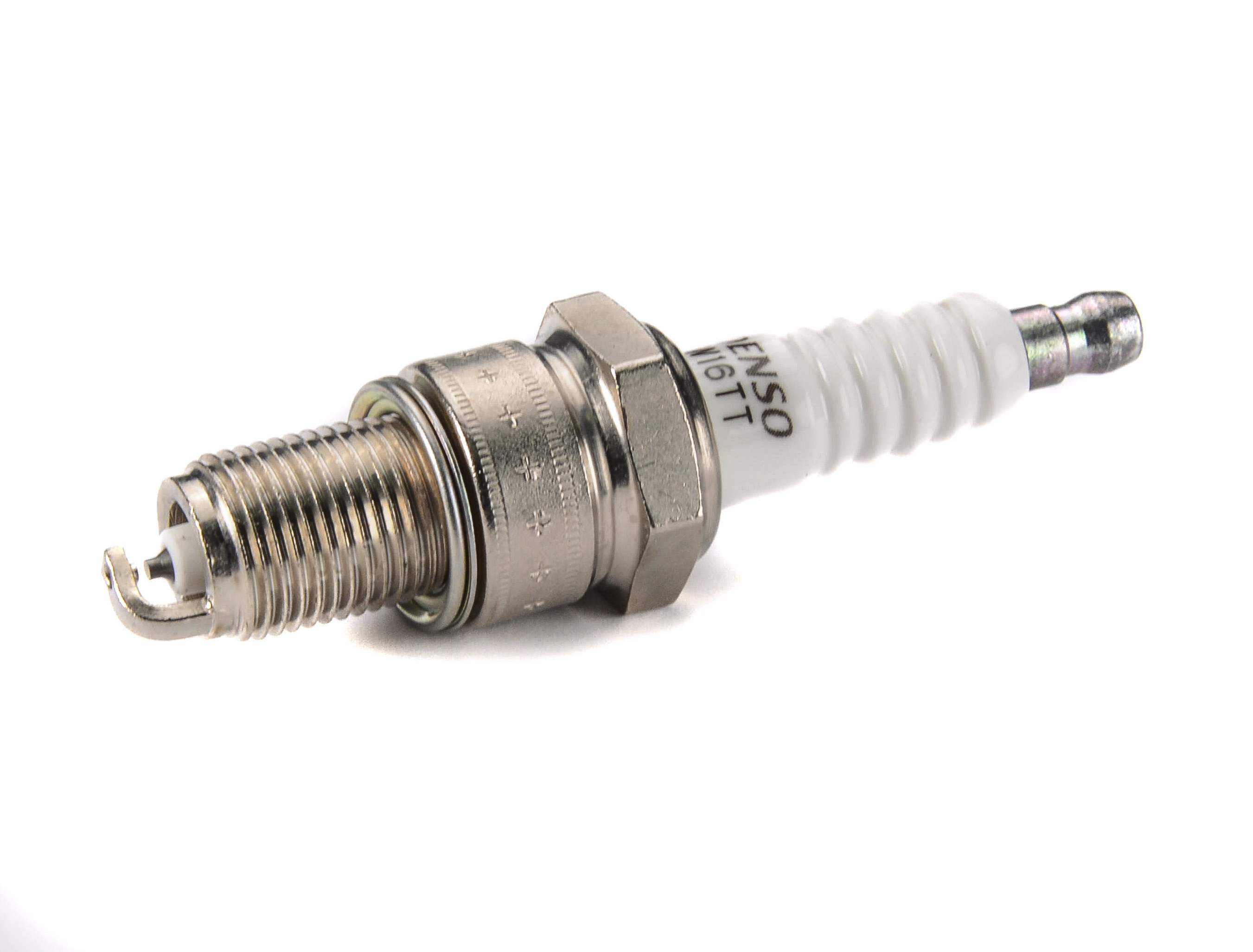 

Denso W16TT Свеча зажигания