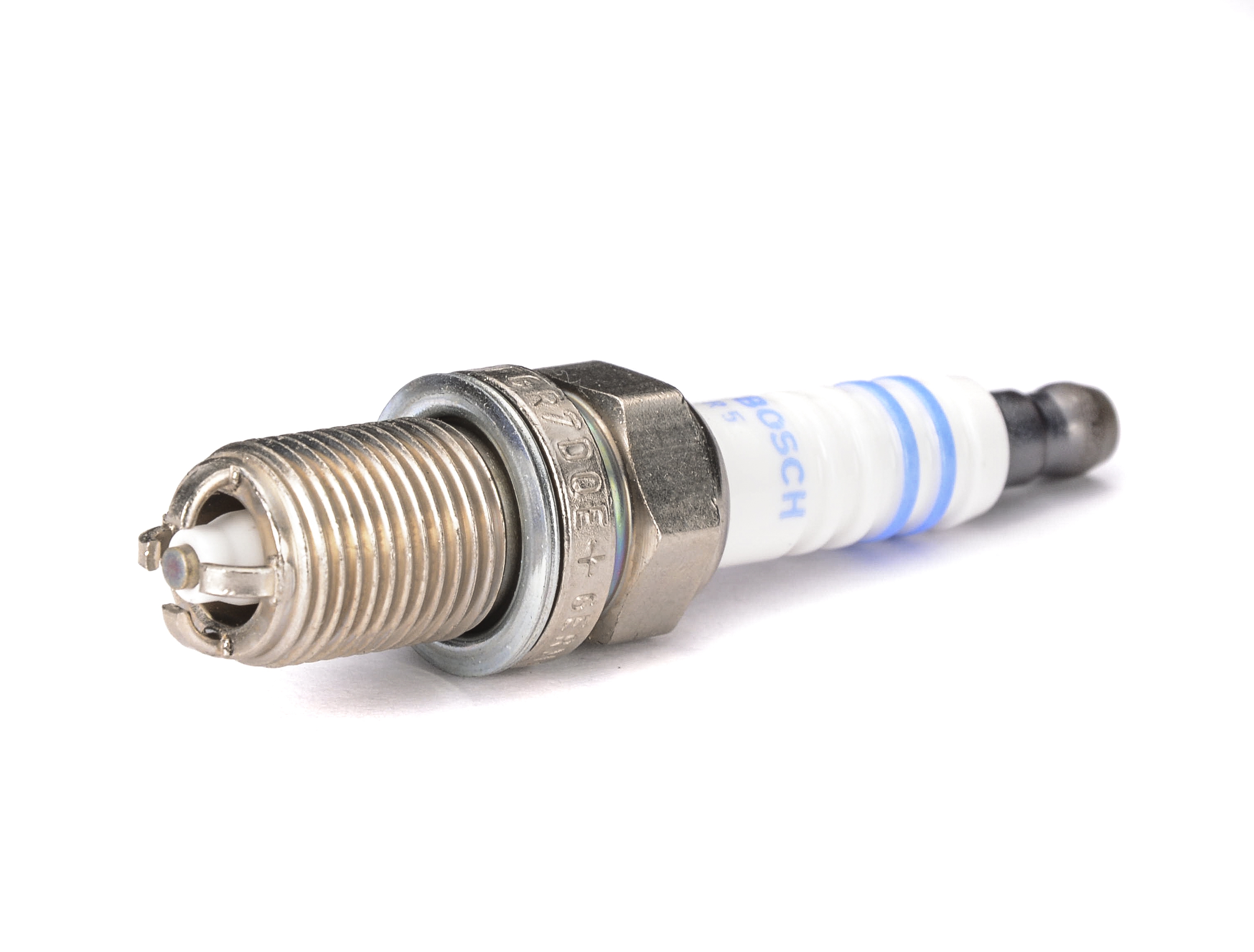 

Bosch 0242235748 Свеча зажигания