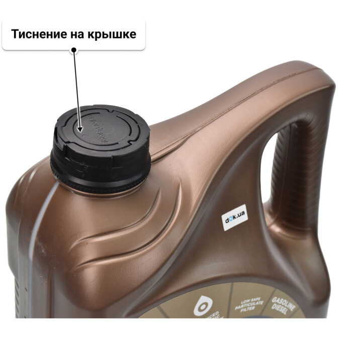 Total Classic 9 C4 5W-30 (5 л) моторное масло 5 л