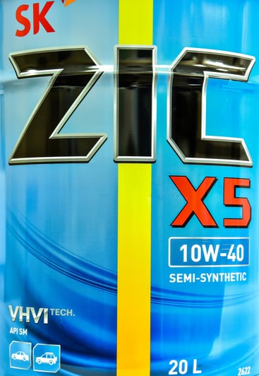 Моторна олива ZIC X5 10W-40 20 л на Peugeot 207