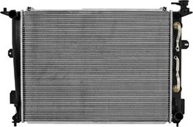 Радіатор охолодження двигуна Nissens 675045