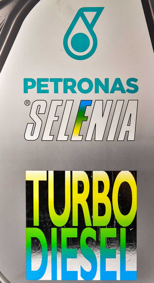 Моторное масло Petronas Selenia Turbo Diesel 10W-40 5 л на Chevrolet Matiz