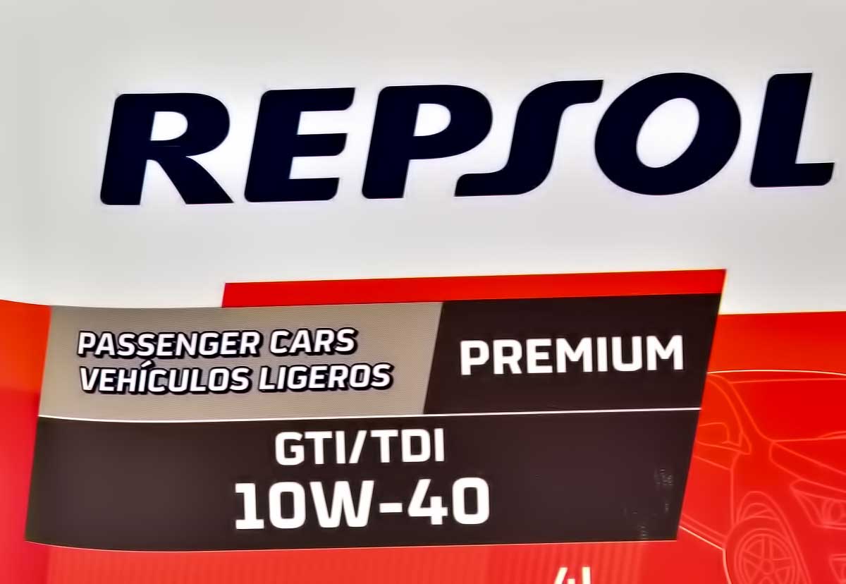 Моторна олива Repsol Premium GTI/TDI 10W-40 4 л на Opel Vivaro