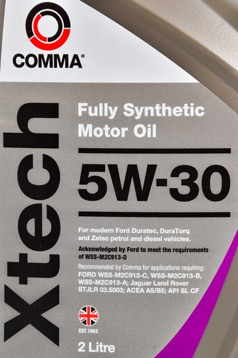 Моторна олива Comma Xtech 5W-30 2 л на Audi A8