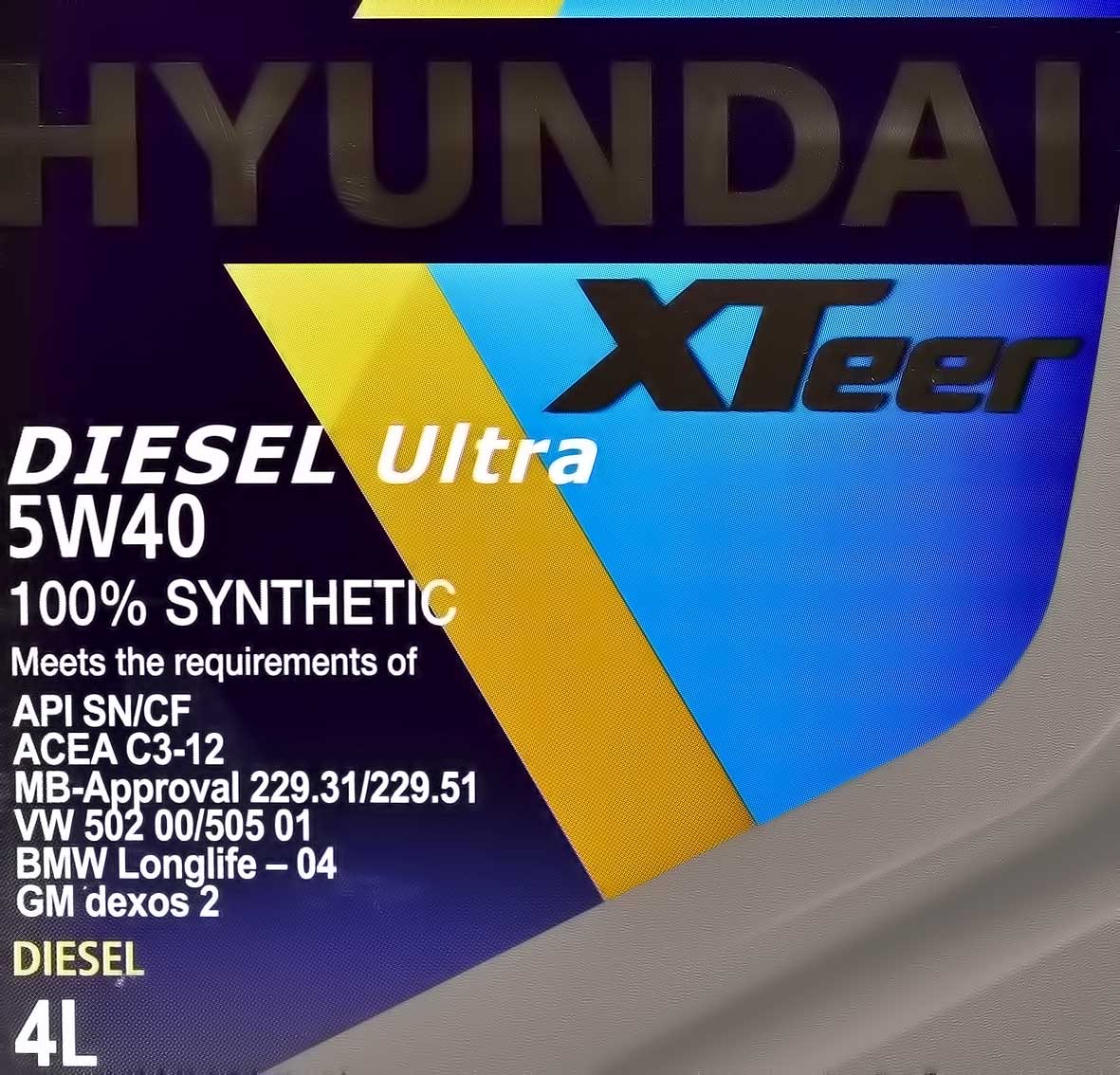 Моторна олива Hyundai XTeer Diesel Ultra 5W-40 4 л на Ford Mustang