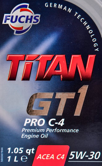 Моторна олива Fuchs Titan Gt1 Pro C4 5W-30 на Nissan Stagea