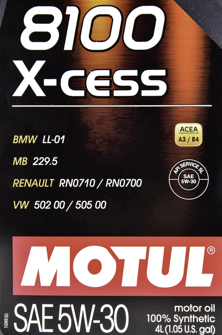 Моторное масло Motul 8100 X-Cess 5W-30 4 л на Renault Captur