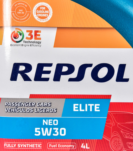 Моторное масло Repsol Elite Neo 5W-30 4 л на Toyota Hilux