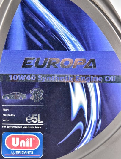 Моторна олива Unil Europa 10W-40 5 л на Dodge Dakota