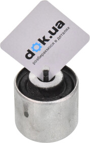 Сайлентблок рычага NK 5104754