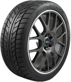 Шина Nitto NT555 Extreme Performance 265/35 R18 93W