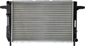 Радіатор охолодження двигуна Nissens 62213