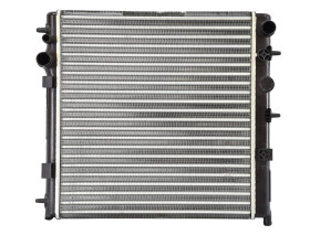 Радиатор охлаждения двигателя Nissens 61279