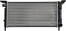 Радіатор охолодження двигуна Nissens 621541