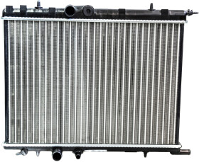 Радиатор охлаждения двигателя Nissens 63502