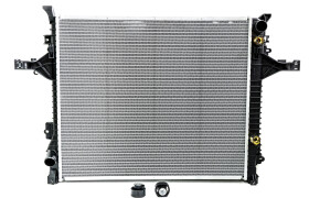 Радіатор охолодження двигуна Nissens 65613A