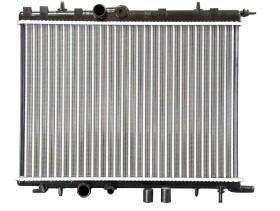 Радиатор охлаждения двигателя NRF 53424A