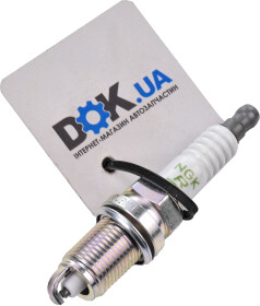 Свеча зажигания NGK ZFR5F