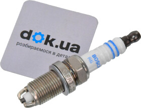 Свеча зажигания Bosch 0 242 235 914
