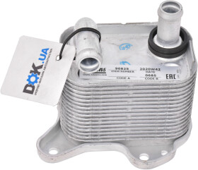 Оливний радіатор двигуна Nissens 90825