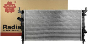 Радиатор охлаждения двигателя Sakura 33011027