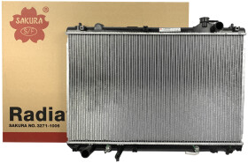 Радиатор охлаждения двигателя Sakura 32711006