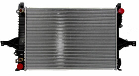 Радиатор охлаждения двигателя SATO tech R12173