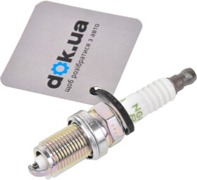 Свеча зажигания NGK BKR5EYA