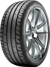 Шина Kormoran UHP 225/45 R19 96W XL