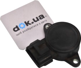 Датчик положения дроссельной заслонки Mitsubishi MD615571