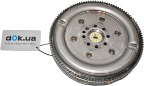 Маховик LuK 415 0273 10